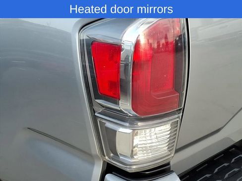 Used 2021 Toyota Tacoma TRD Off-Road image 12