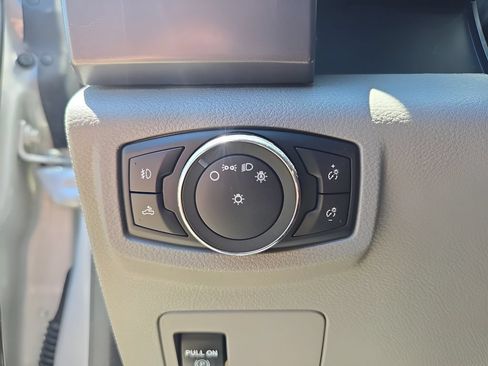 Used 2019 Ford F150 XLT AWD/4WD image 15