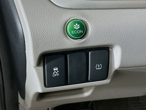 Used 2014 Honda CR-V EX image 16