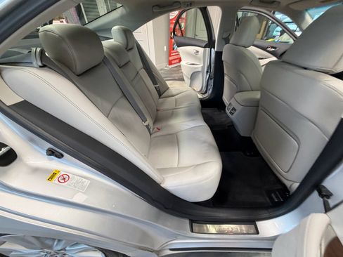 Used 2010 Lexus ES 350 FWD image 47