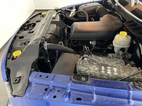 Used 2015 RAM 1500 Express RWD image 18