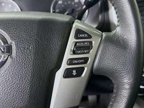 Used 2021 Nissan Titan SV w/ SV Convenience Package image 15