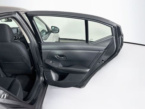 Used 2025 Nissan Sentra SV FWD image 27