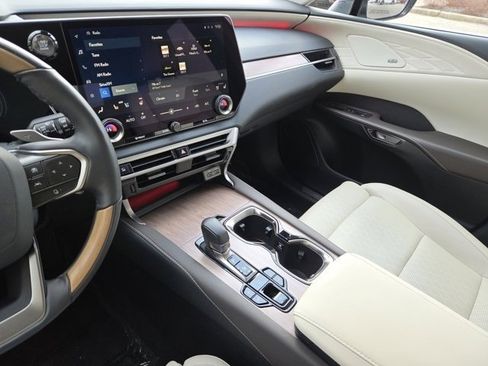 Used 2025 Lexus RX 350 AWD image 35
