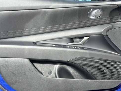 New 2026 Hyundai Elantra SE image 10