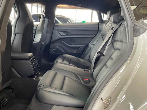 Used 2021 Porsche Taycan Turbo image 23