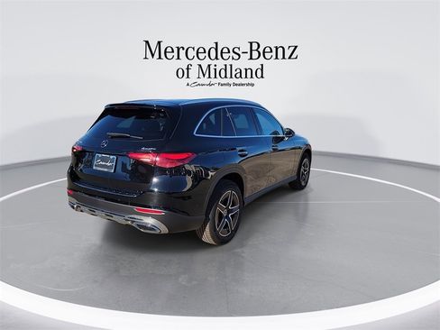 New 2026 Mercedes-Benz GLC 300 GLC 300 image 8