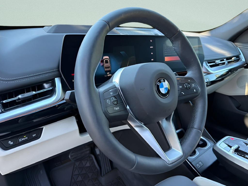 Used 2026 BMW X1 xDrive28i w/ Technology Package AWD/4WD image 13