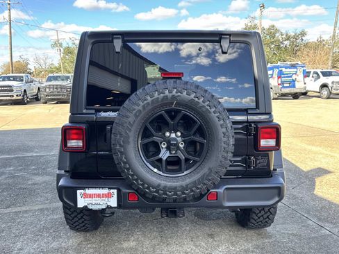 New 2026 Jeep Wrangler Unlimited Sport image 5