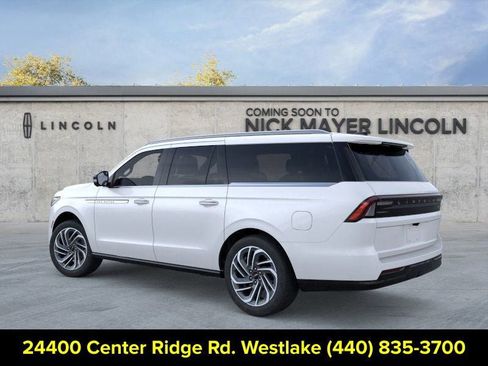 New 2026 Lincoln Navigator L Reserve AWD/4WD image 4