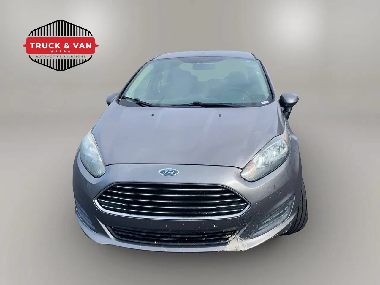 Used 2014 Ford Fiesta SE FWD image 2
