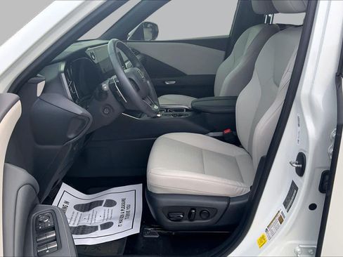 Used 2024 Lexus TX 350 FWD w/ Cold Weather Package image 8