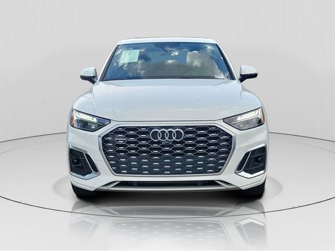 Used 2022 Audi Q5 2.0T Premium AWD/4WD image 2