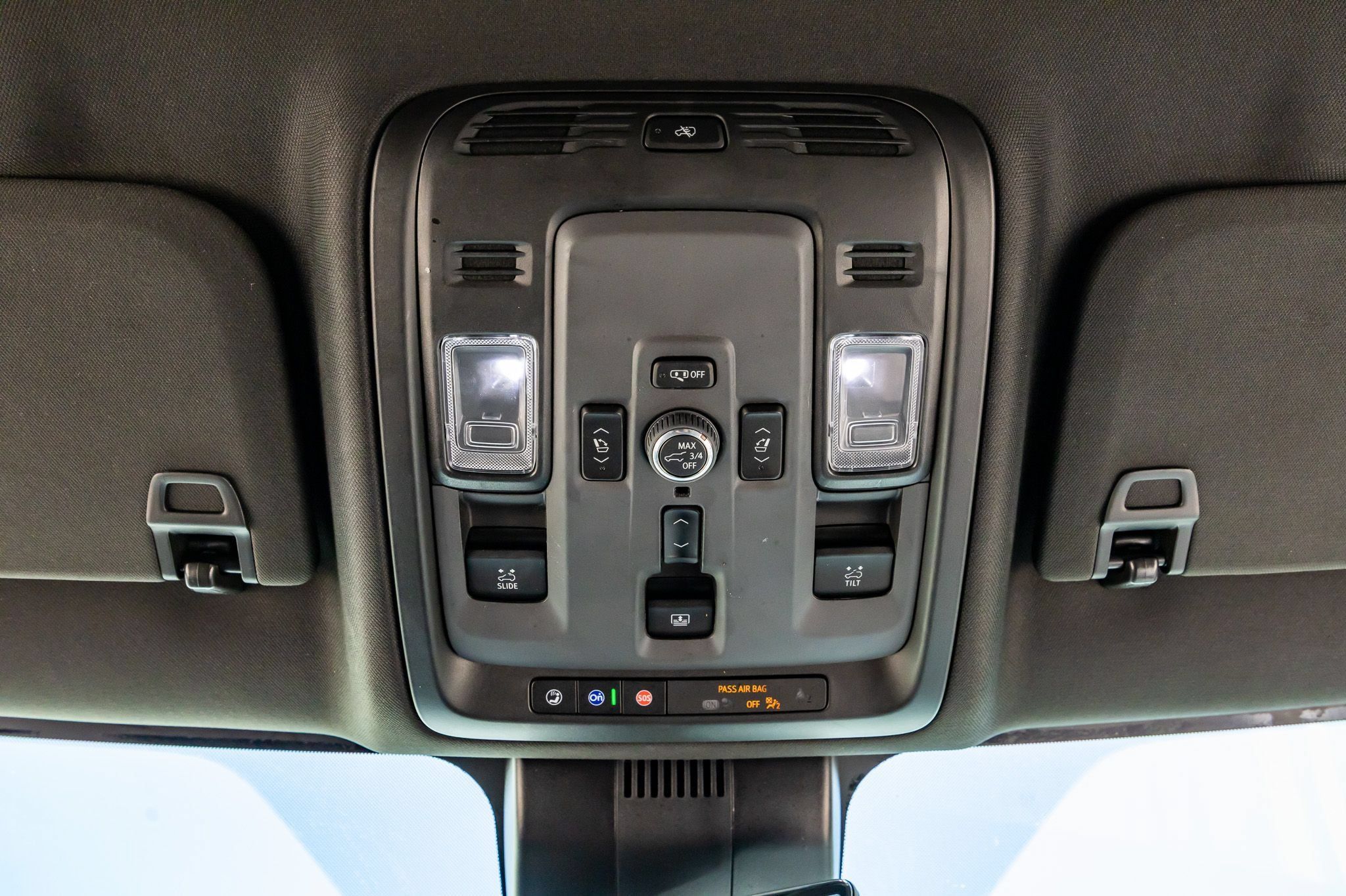 Used 2025 GMC Yukon Denali Ultimate AWD/4WD image 28