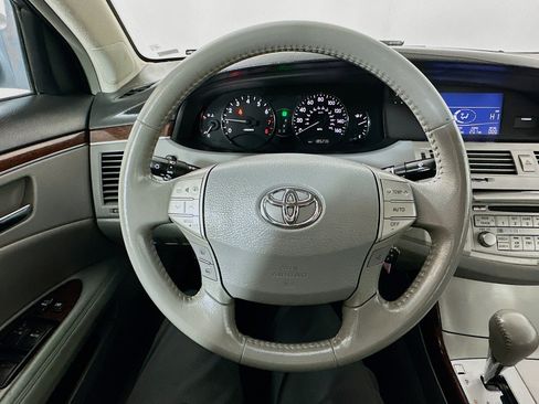 Used 2008 Toyota Avalon XLS image 11