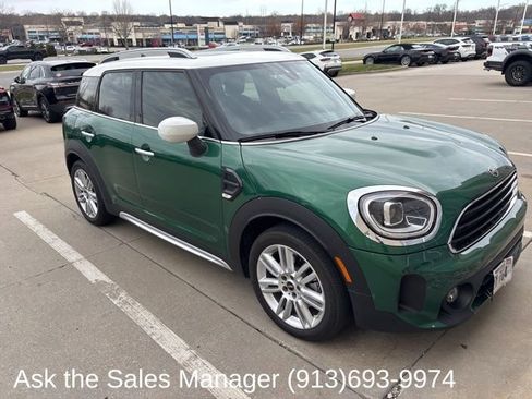 Used 2021 MINI Cooper Countryman image 1
