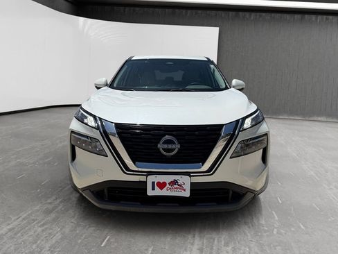 Used 2023 Nissan Rogue SV FWD image 8