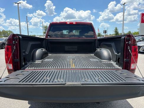 Used 2024 RAM 1500 Classic SLT AWD/4WD image 9