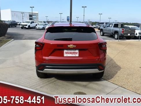 New 2026 Chevrolet Trax LT w/ LT Convenience Package image 8