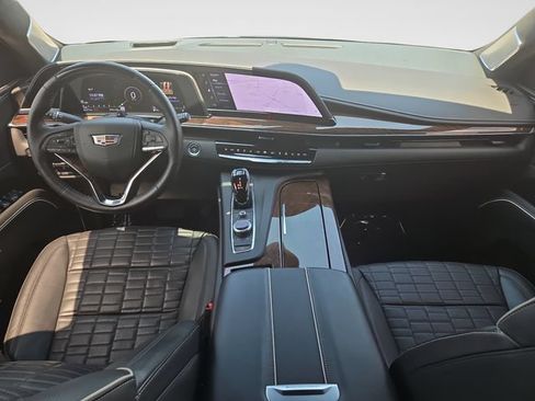 Used 2023 Cadillac Escalade Premium Luxury Platinum AWD/4WD image 9