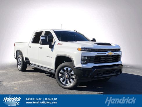 Used 2024 Chevrolet Silverado 2500 Custom w/ Custom Value Package image 1