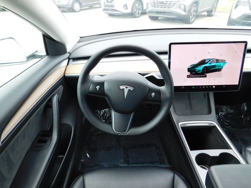 Used 2022 Tesla Model 3 Long Range AWD/4WD image 14