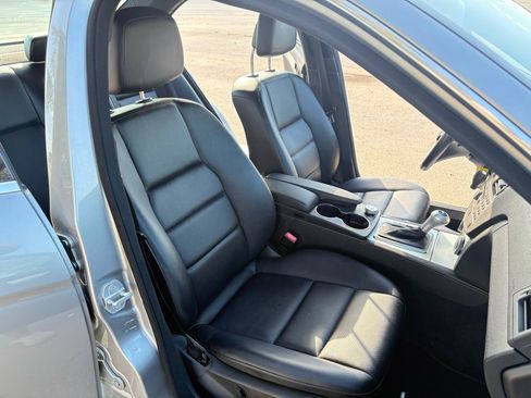 Used 2010 Mercedes-Benz C 300 Sedan image 33