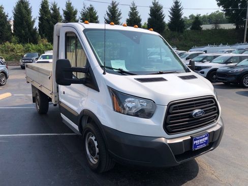 Used 2018 Ford Transit 250 138 RWD image 8