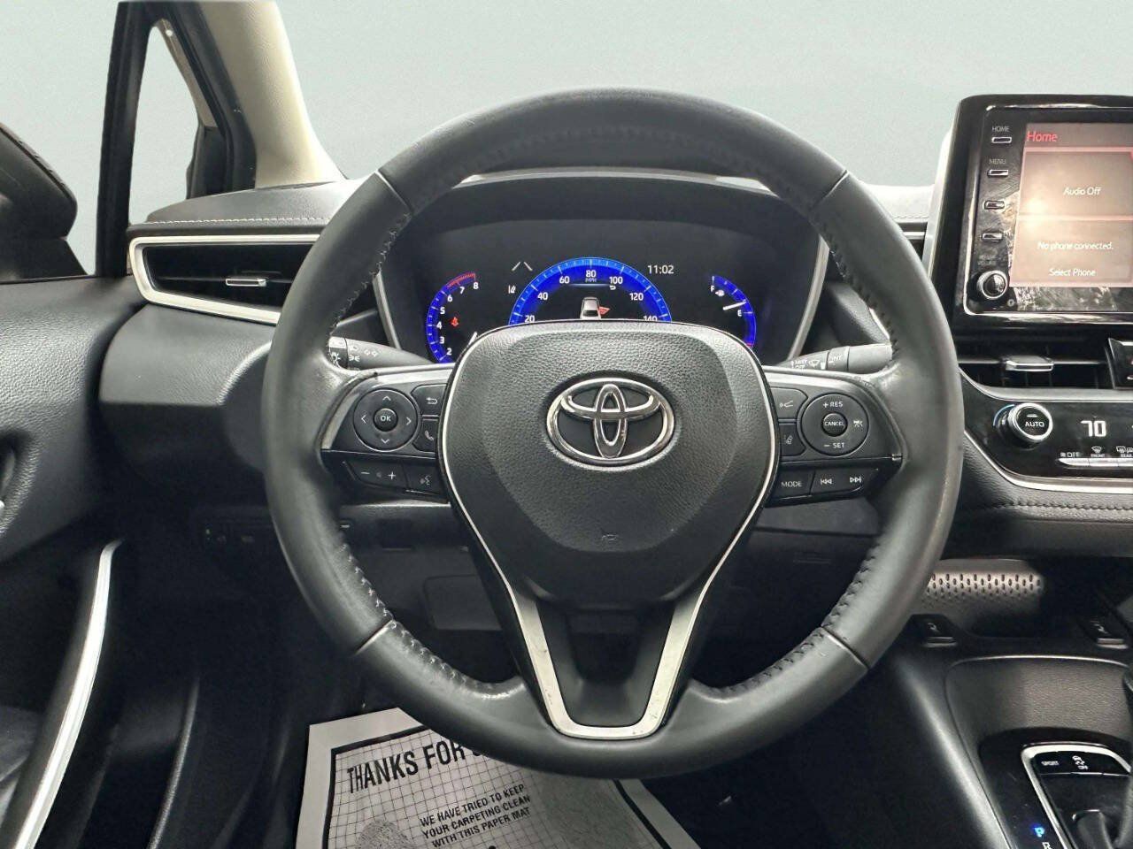 Used 2021 Toyota Corolla XLE FWD image 9