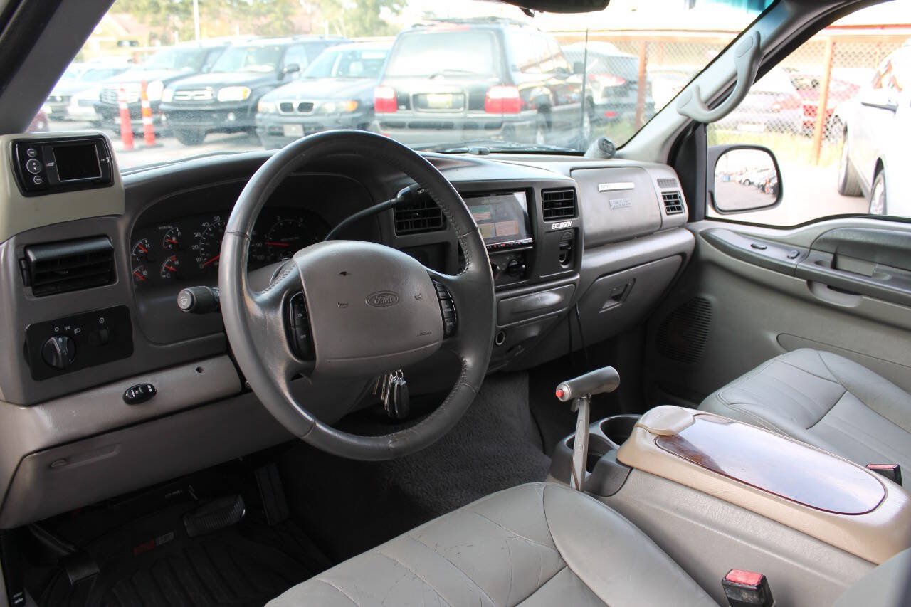 Used 2001 Ford Excursion XLT RWD image 24