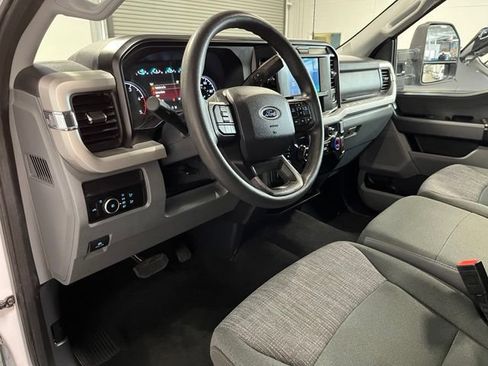 Used 2025 Ford F250 XLT AWD/4WD image 19