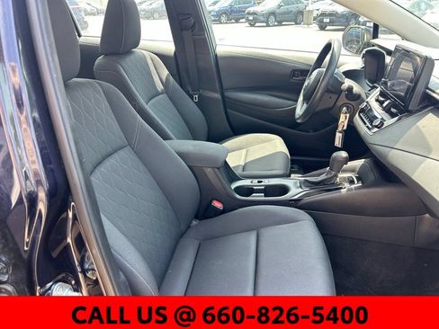 Used 2025 Toyota Corolla LE FWD image 6