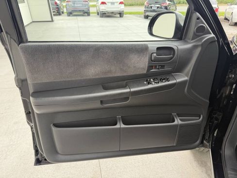 Used 2003 Dodge Dakota Sport AWD/4WD image 9