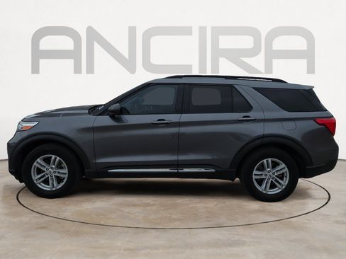Used 2021 Ford Explorer XLT image 5