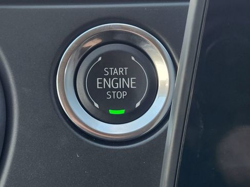 Used 2025 Chevrolet Blazer LT image 22