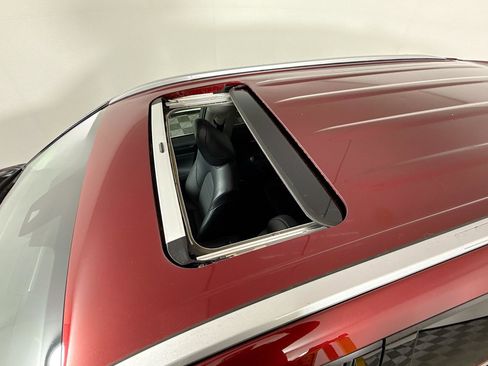 Certified 2022 Toyota Highlander XLE image 14