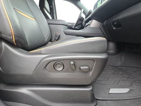 Used 2023 GMC Yukon AT4 w/ Technology Package image 22