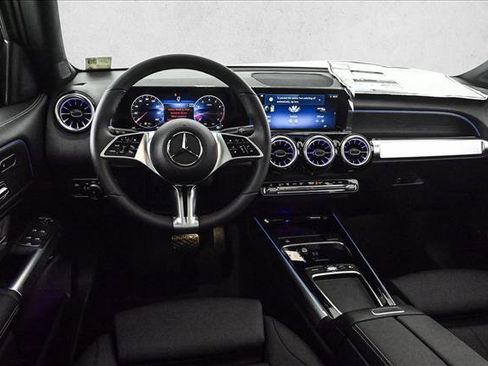 New 2026 Mercedes-Benz GLB 250 4MATIC image 20