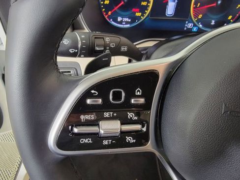 Certified 2022 Mercedes-Benz GLC 300 4MATIC image 29