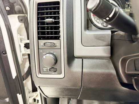 Used 2017 RAM 2500 Tradesman w/ Power & Remote Entry Group image 13