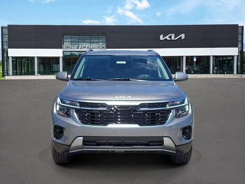 New 2026 Kia Seltos S FWD image 2
