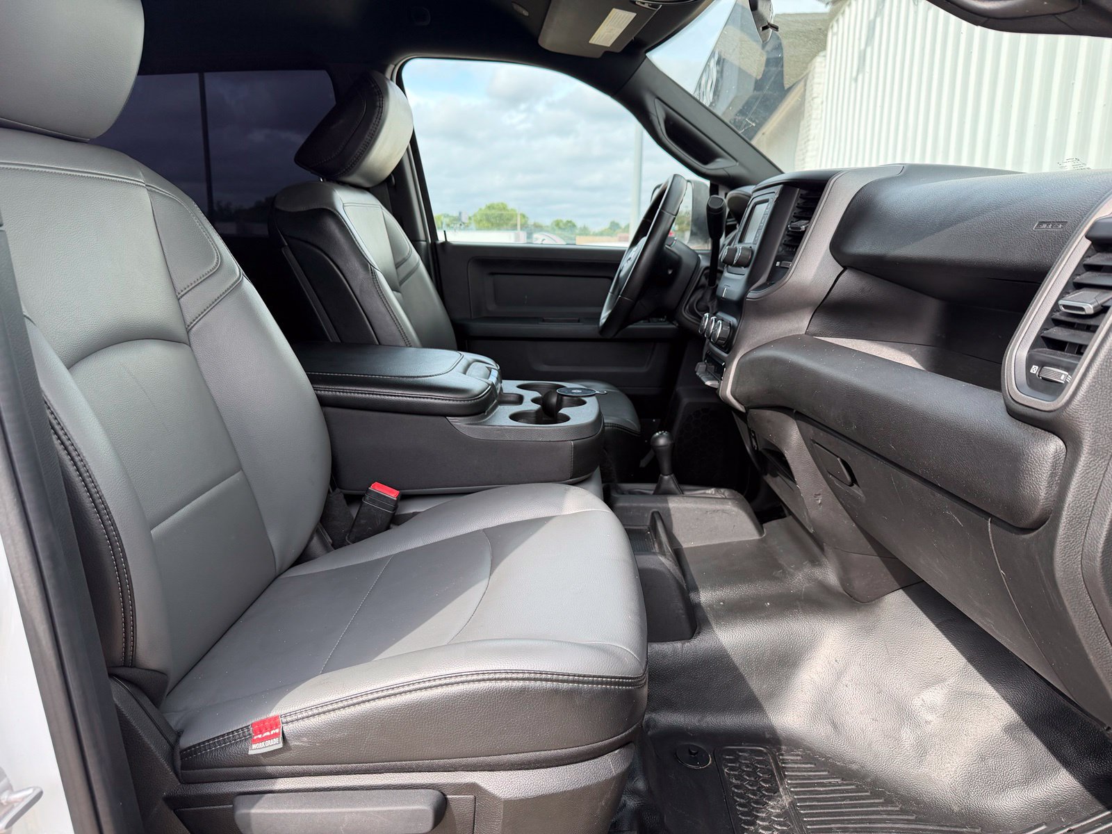 Used 2022 RAM 3500 Tradesman AWD/4WD image 30