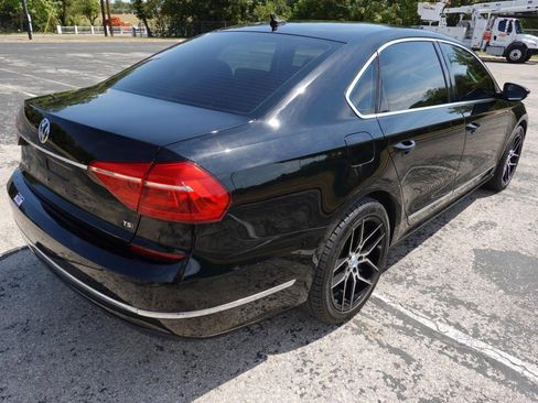 Used 2016 Volkswagen Passat 1.8T SE FWD image 7