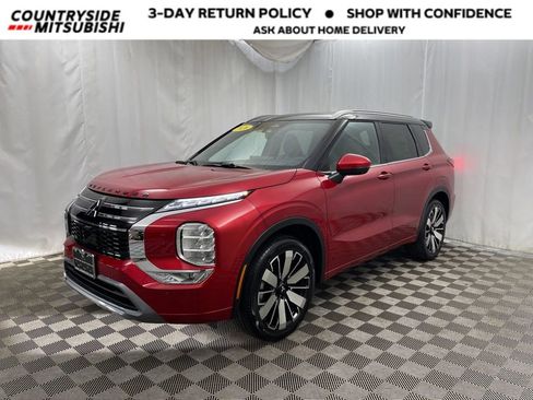 New 2026 Mitsubishi Outlander SEL image 1