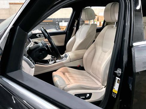Used 2020 BMW X5 xDrive40i w/ Premium Package image 27