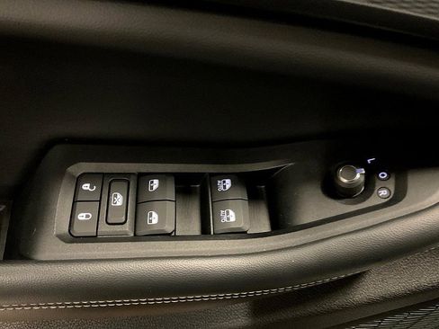 Used 2023 Jeep Grand Cherokee Altitude image 31