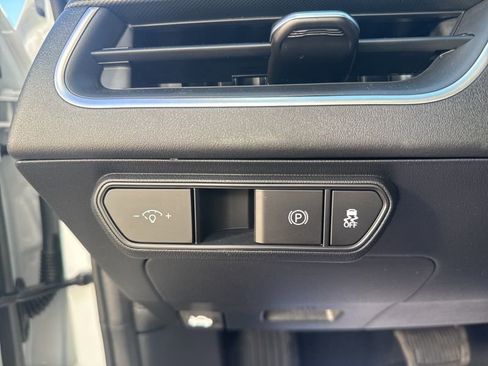 New 2025 Kia K4 FWD image 22