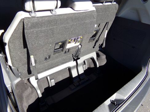 Used 2024 Toyota Sienna LE image 43