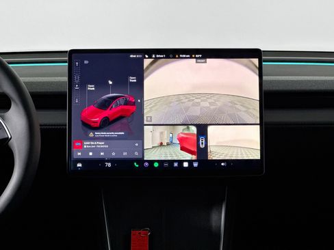 Used 2026 Tesla Model Y Long Range image 32