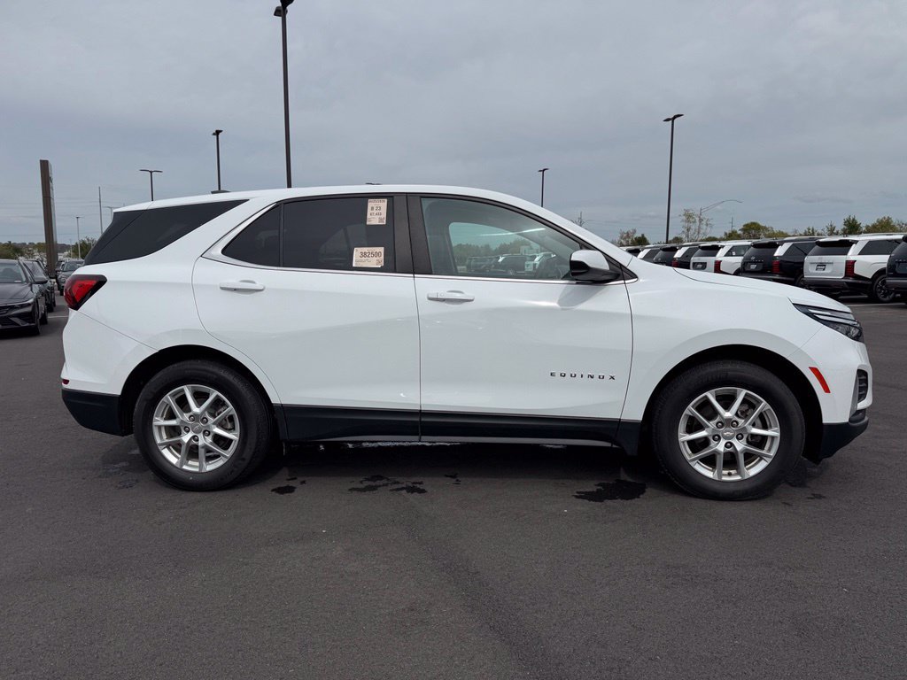 Used 2023 Chevrolet Equinox LT FWD image 4